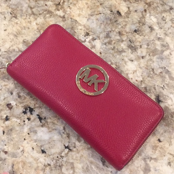 Michael kors wallet - Picture 1 of 3